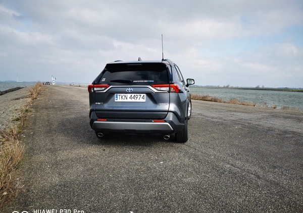 Toyota RAV4 cena 130000 przebieg: 106000, rok produkcji 2021 z Końskie małe 67
